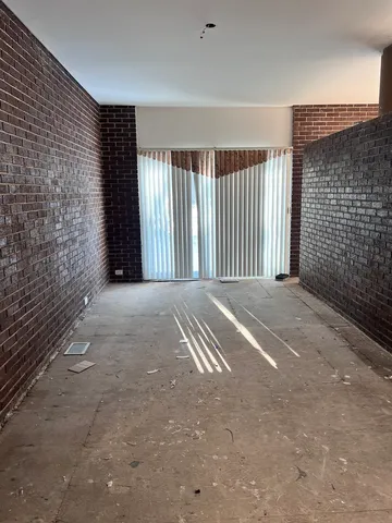 $299,900 | 2940 Flossmoor Road, Flossmoor, IL 60422