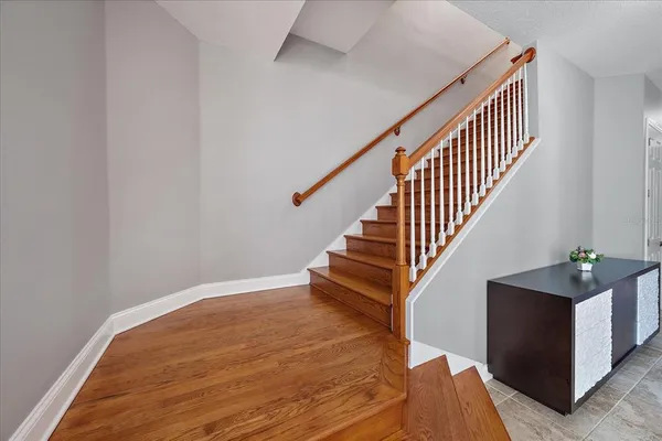 a view of an empty walk in closet