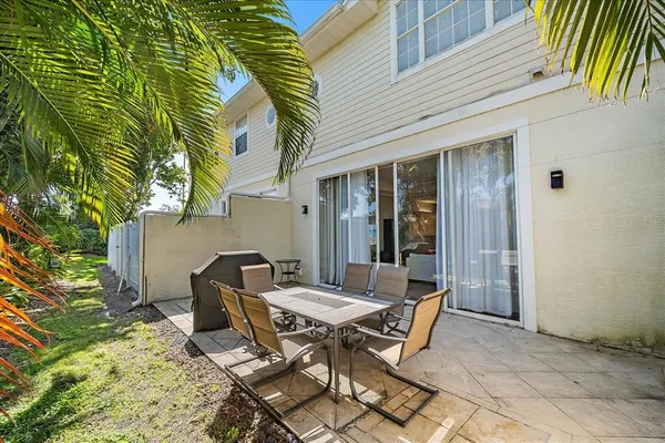 $980,000 | 3405 54th Drive West, Unit 102, Bradenton, FL 34210