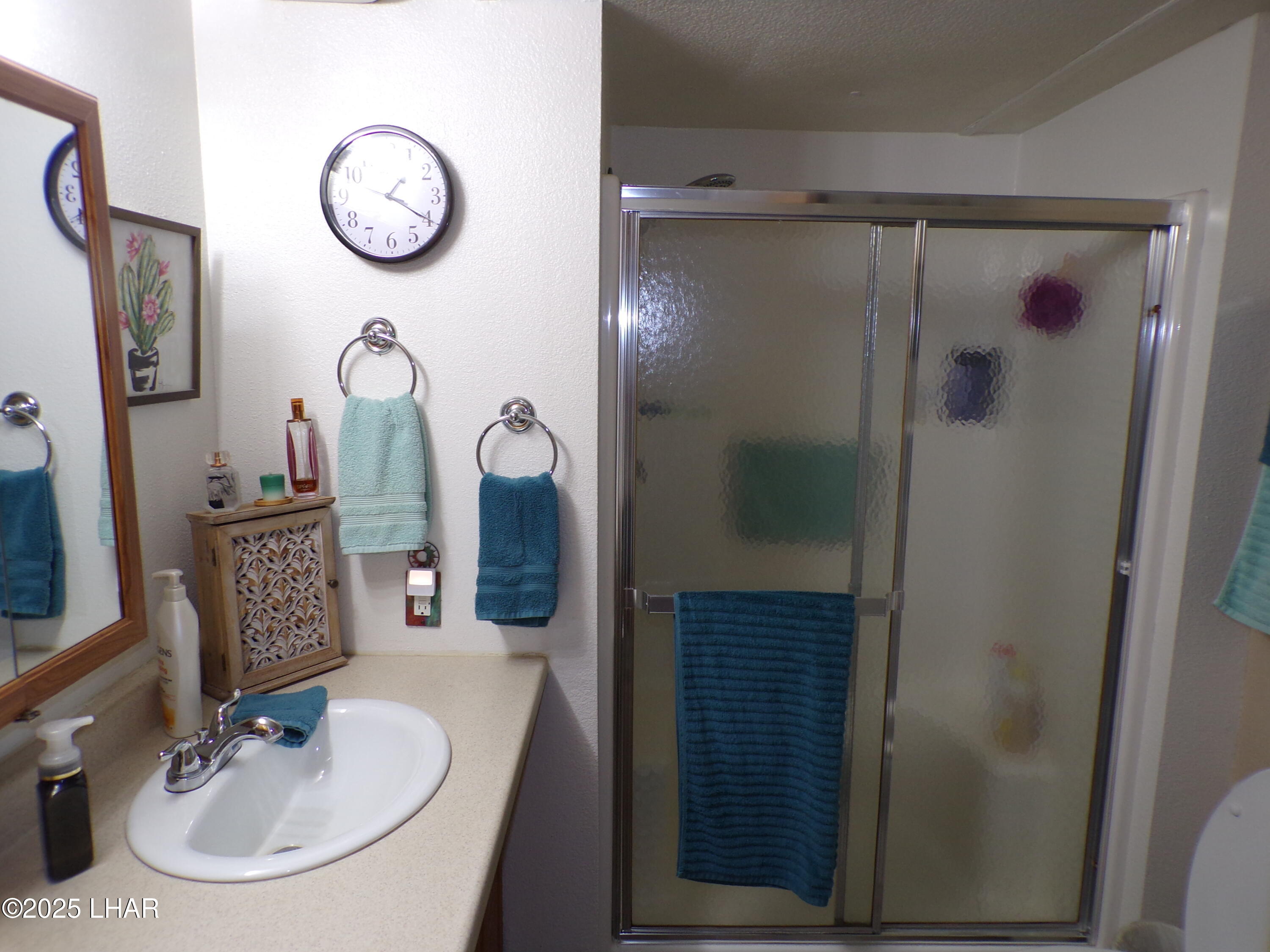 25569 Ochoco Way Bouse, AZ 85325 - Photo 26 of 71 PRIMARY BATH