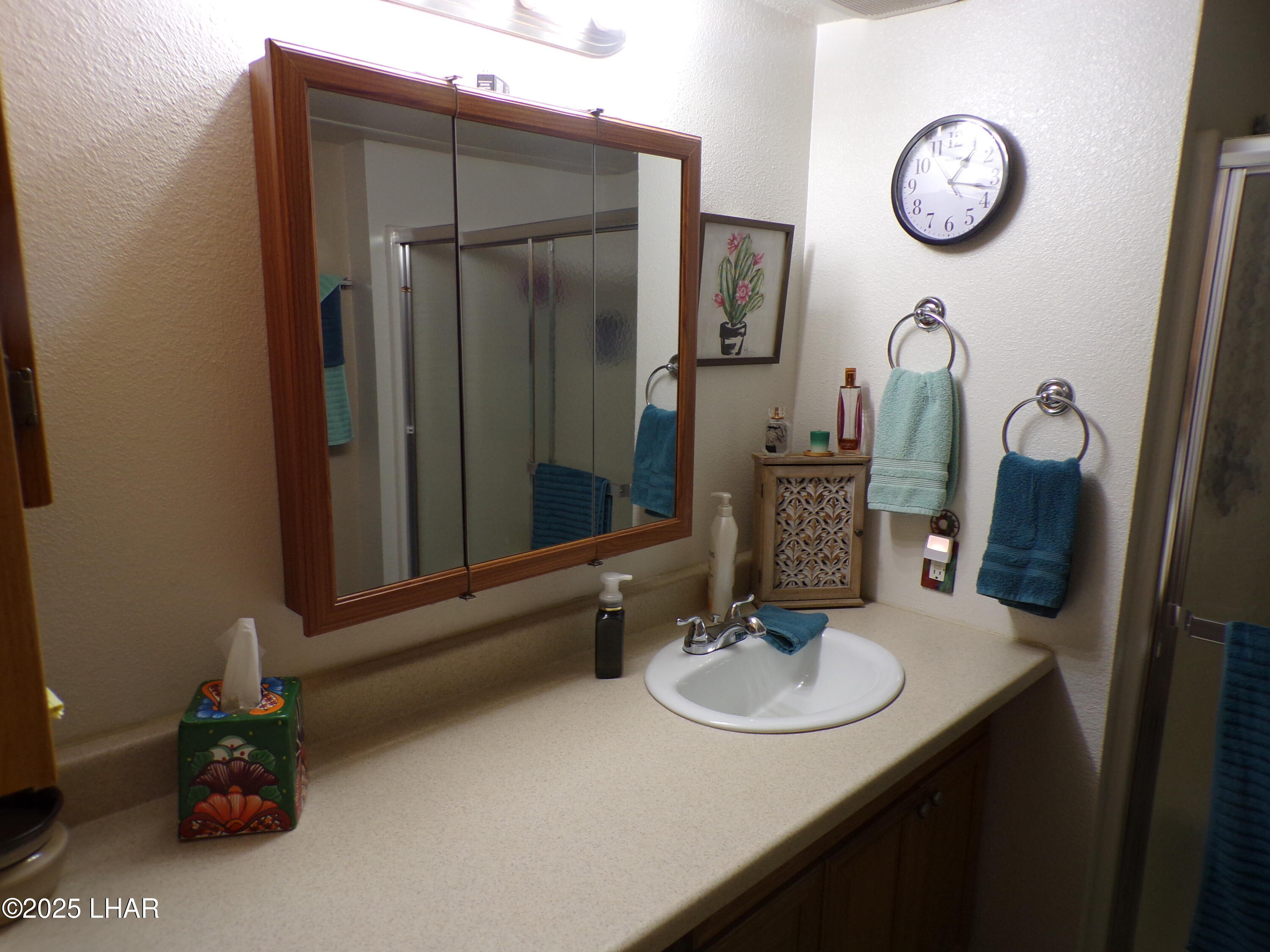 25569 Ochoco Way Bouse, AZ 85325 - Photo 27 of 71 PRIMARY BATH