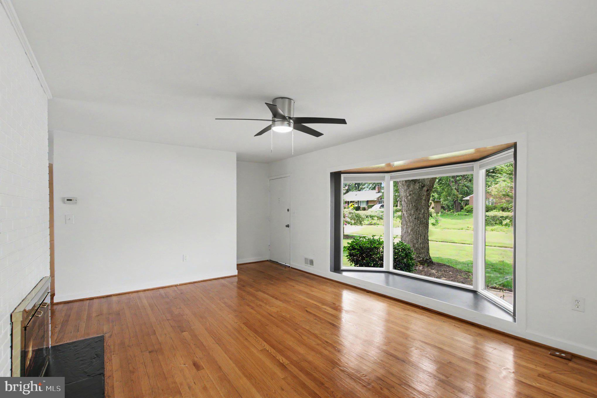 5422 Ferndale Street Springfield, VA 22151 - Photo 4 of 30 Gallery Image 4