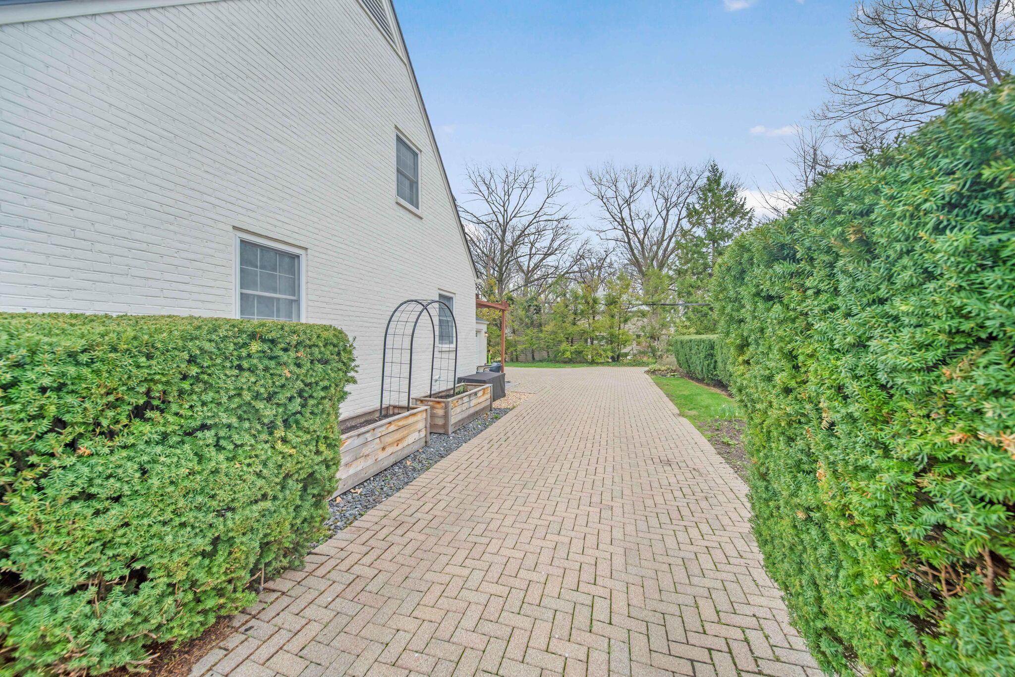 2670 Wexford Road Columbus, OH 43221 - Photo 47 of 56 2670 Wexford