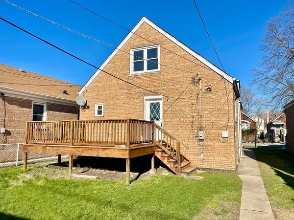 $299,900 | 8312 South Phillips Avenue, Chicago, IL 60617