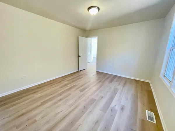 $299,900 | 8312 South Phillips Avenue, Chicago, IL 60617