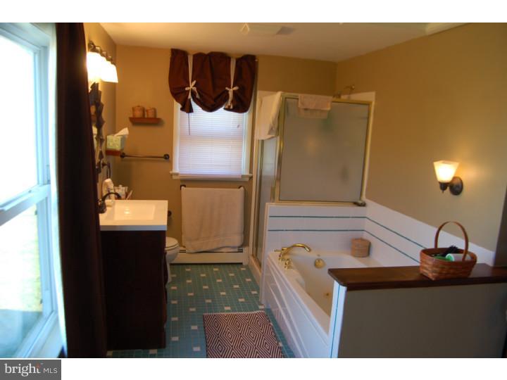 306 Moyer Road Hilltown, PA 18944 - Photo 11 of 21