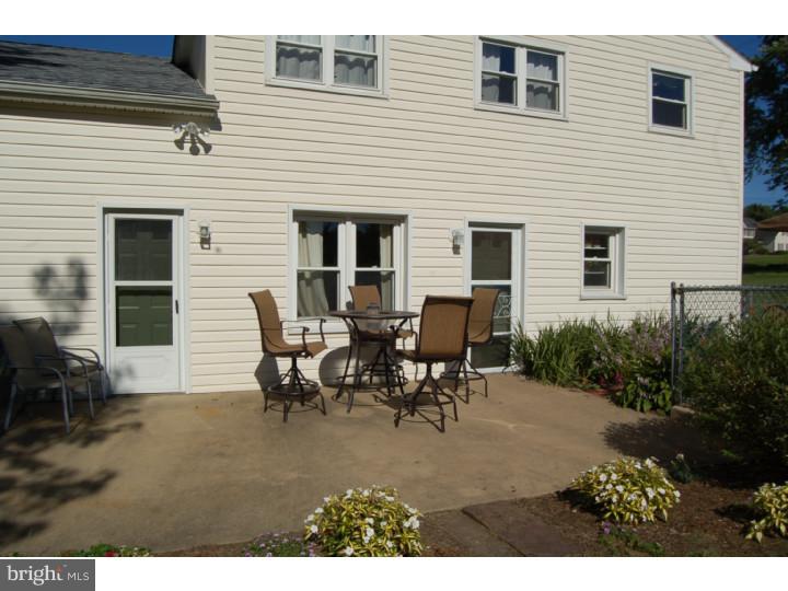 306 Moyer Road Hilltown, PA 18944 - Photo 17 of 21