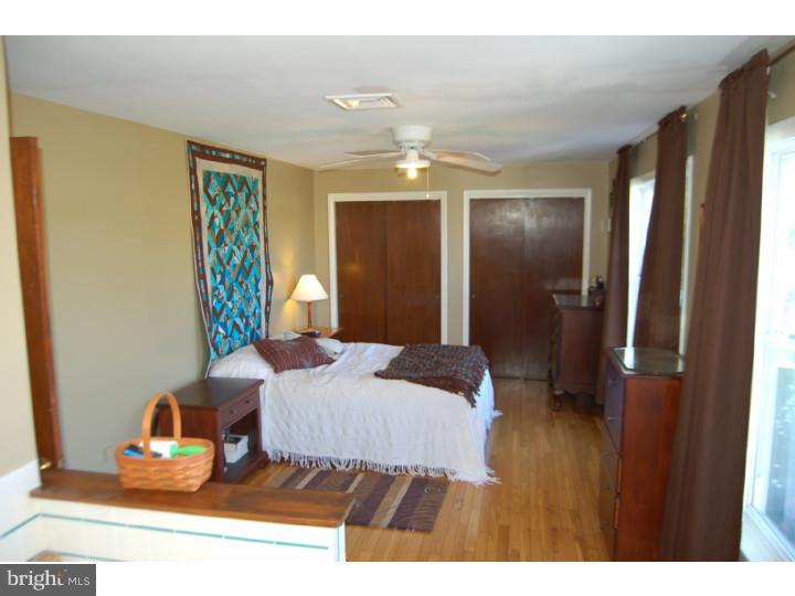 306 Moyer Road Hilltown, PA 18944 - Photo 10 of 21