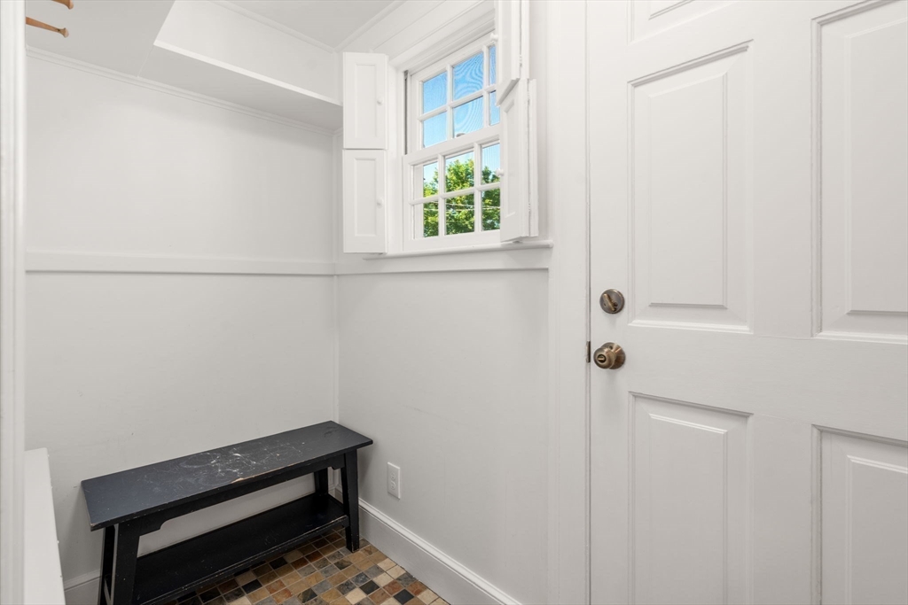 52 Beacon Street Marblehead, MA 01945 - Photo 32 of 33 Gallery Image 32