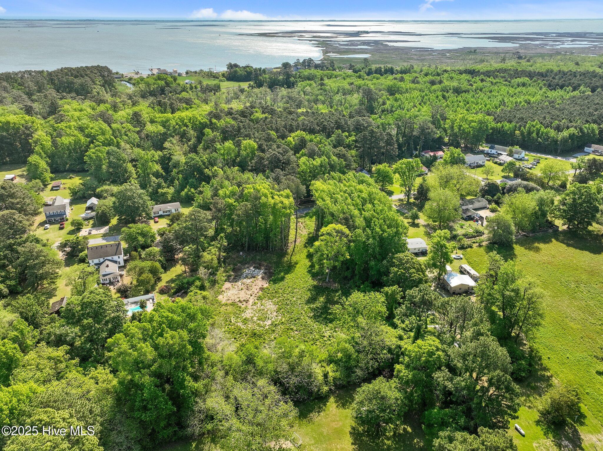 170 Caroon Road Poplar Branch, NC 27965 - Photo 7 of 17 5-web-or-mls-DJI_0836