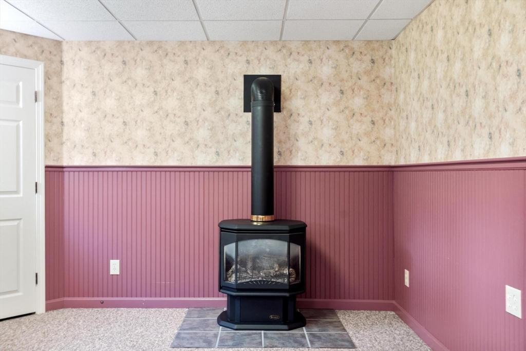 24 Meadowview Road Georgetown, MA 01833 - Photo 32 of 42