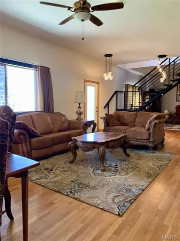 $399,900 | 24613 Shady Oaks Lane, Perry, MO 63462