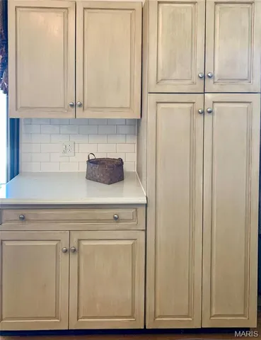 $399,900 | 24613 Shady Oaks Lane, Perry, MO 63462