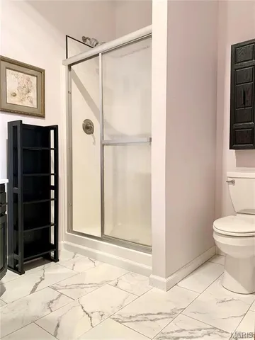 $399,900 | 24613 Shady Oaks Lane, Perry, MO 63462