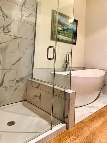 $399,900 | 24613 Shady Oaks Lane, Perry, MO 63462