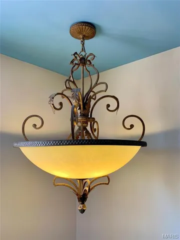 $399,900 | 24613 Shady Oaks Lane, Perry, MO 63462