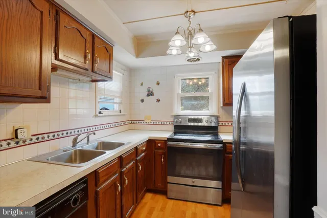 $250,000 | 7 East High Street, Windsor, PA 17366