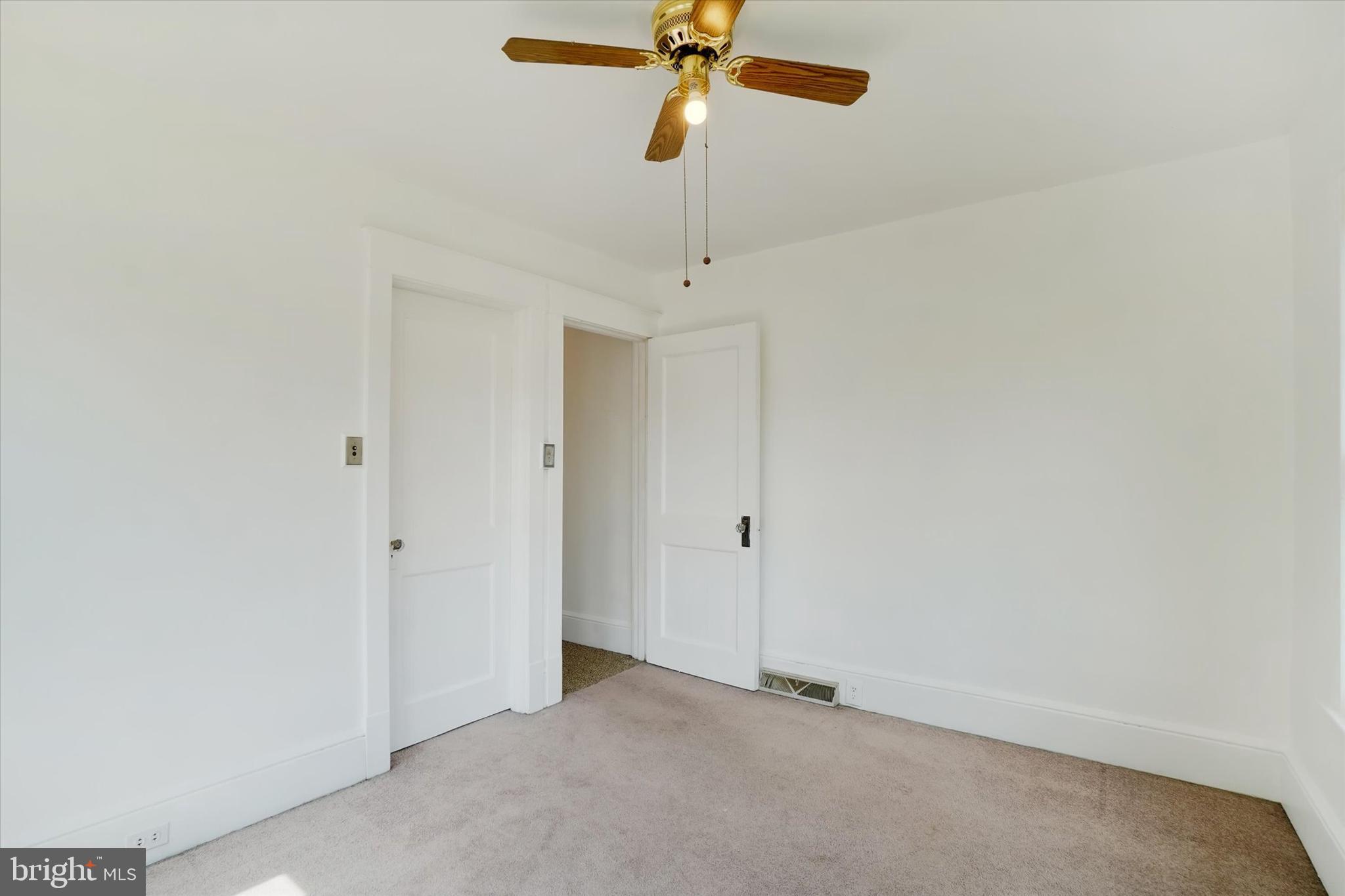 7 East High Street Windsor, PA 17366 - Photo 39 of 47 First floor, 4th bedroom