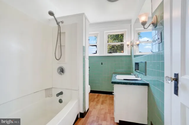 $250,000 | 7 East High Street, Windsor, PA 17366