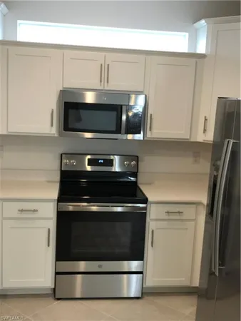 $2,395 | 2016 Vermont Lane, Naples, FL 34120