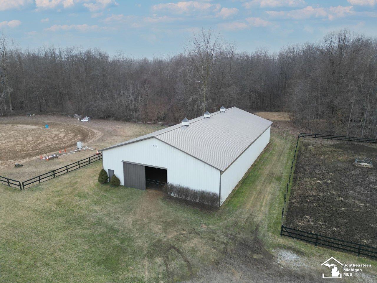 8355 Adler Road Lambertville, MI 48144 - Photo 79 of 90 50132795-15f06740-0ed7-471c-8397-7e087fbcfa35.JPG