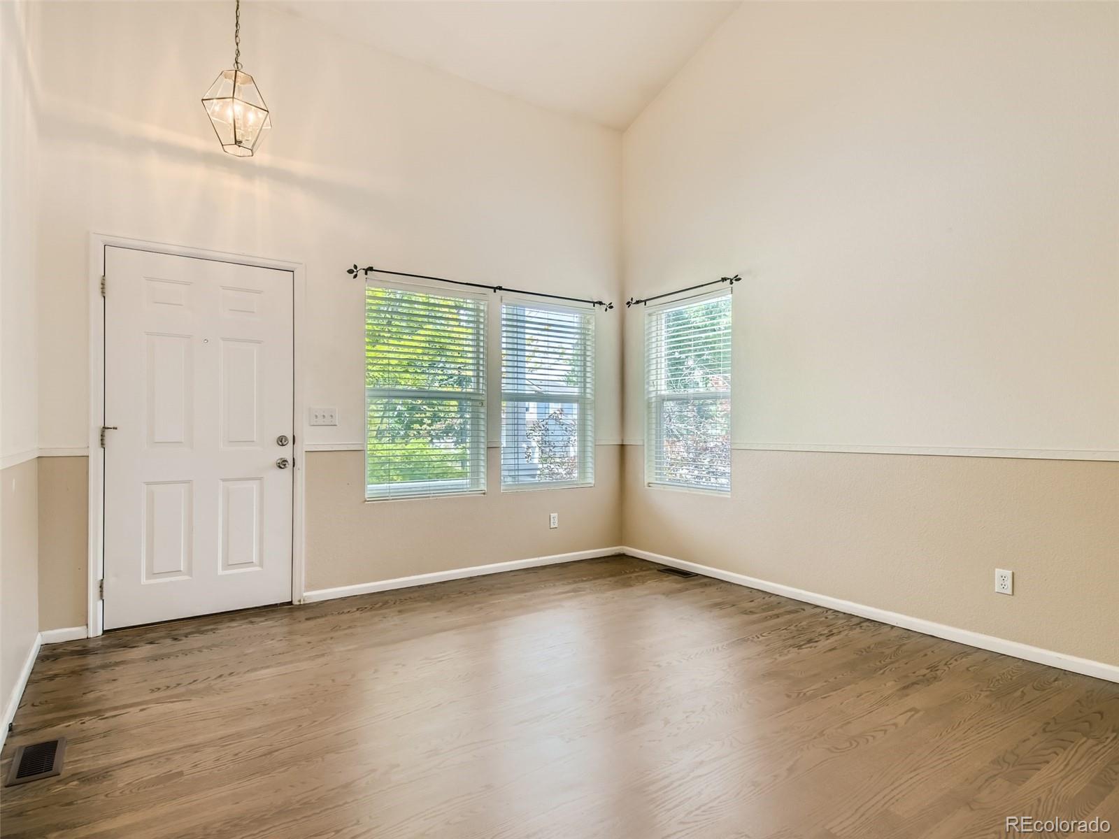 1301 Trail Ridge Road Longmont, CO 80504 - Photo 6 of 32 Gallery Image 6