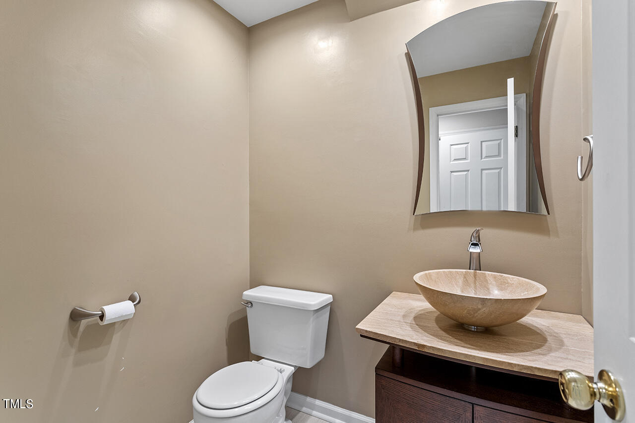 11932 North Exeter Way Raleigh, NC 27613 - Photo 25 of 35 11932 North Exeter Way_25