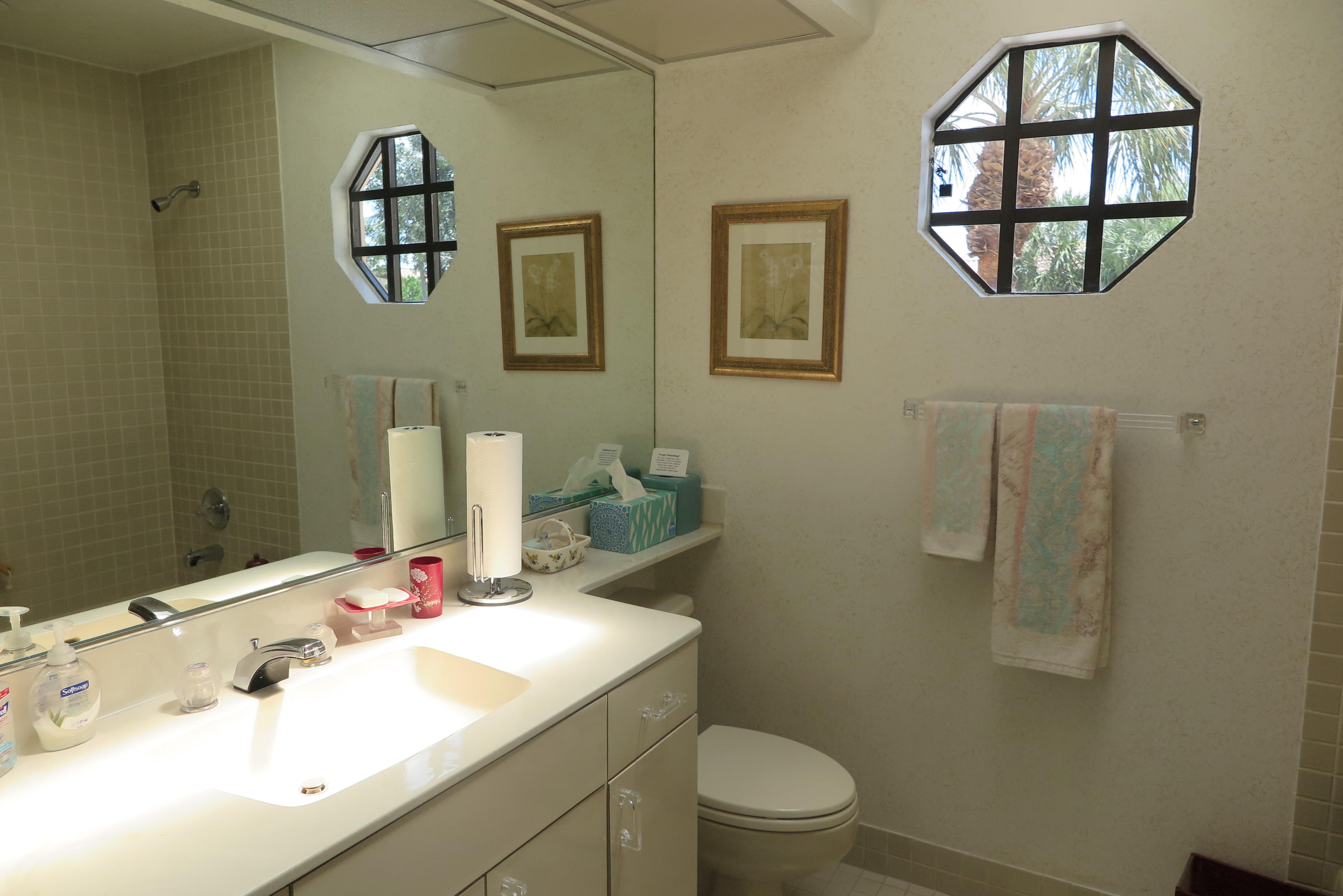 22504 Caravelle Circle Boca Raton, FL 33433 - Photo 28 of 29 Bathroom