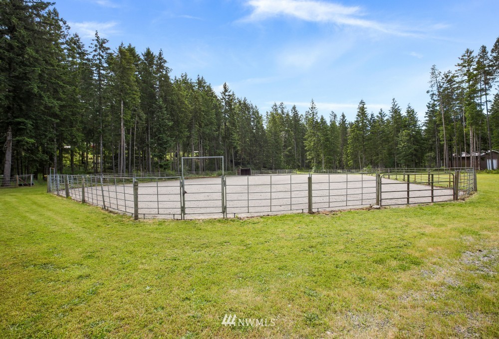 3722 Southwest Huckleberry Road Port Orchard, WA 98367 - Photo 2 of 35 Gallery Image 2