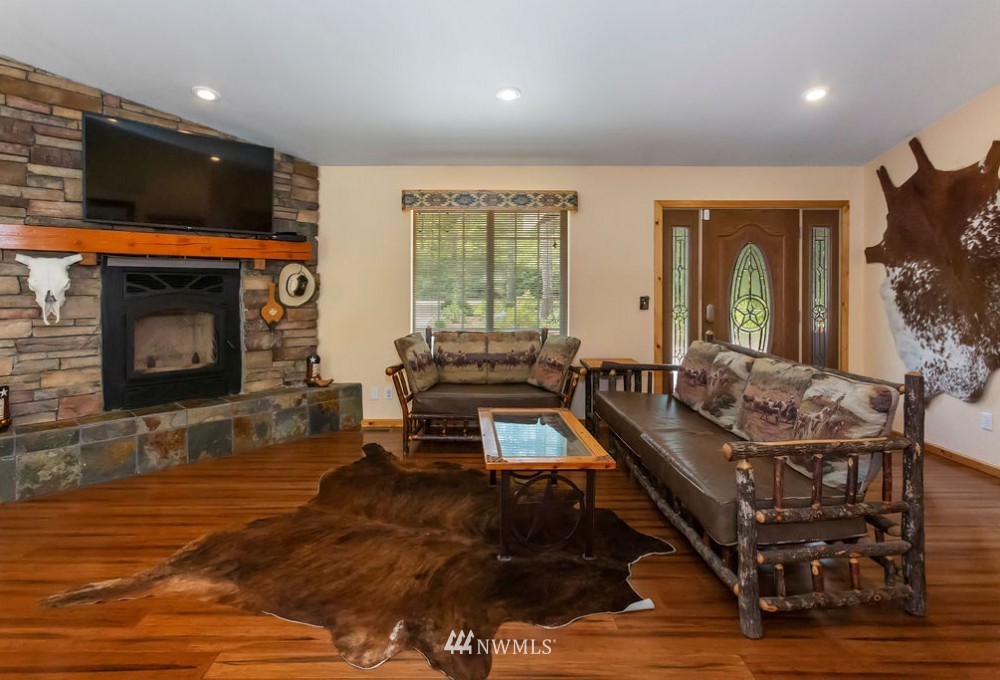 3722 Southwest Huckleberry Road Port Orchard, WA 98367 - Photo 19 of 35 Gallery Image 19