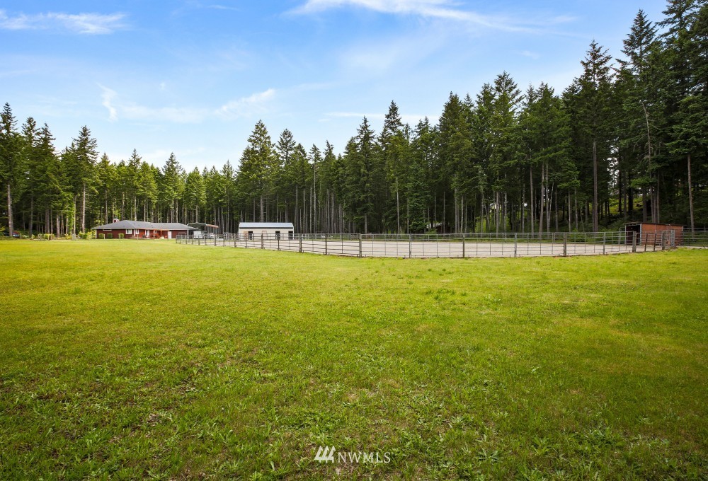 3722 Southwest Huckleberry Road Port Orchard, WA 98367 - Photo 3 of 35 Gallery Image 3