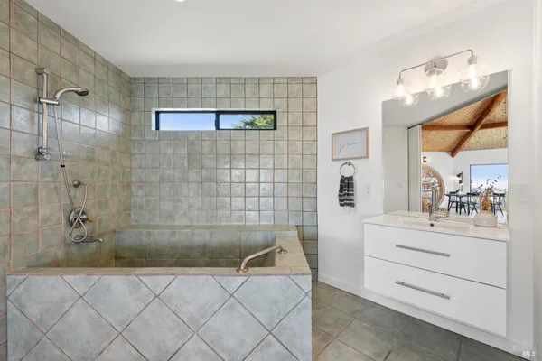 $1,799,000 | 557 Oceana Drive, Dillon Beach, CA 94929