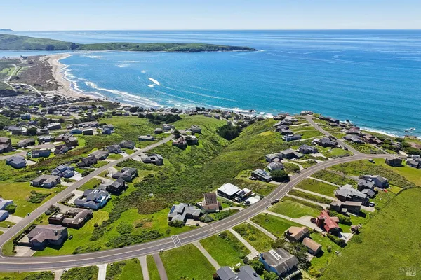 $1,799,000 | 557 Oceana Drive, Dillon Beach, CA 94929