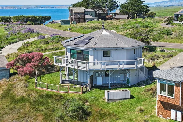 $1,799,000 | 557 Oceana Drive, Dillon Beach, CA 94929