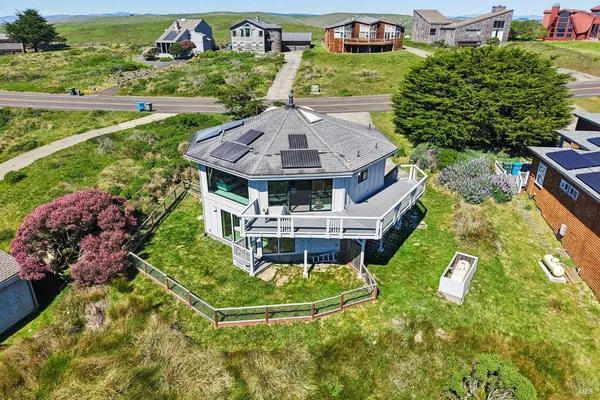 $1,799,000 | 557 Oceana Drive, Dillon Beach, CA 94929