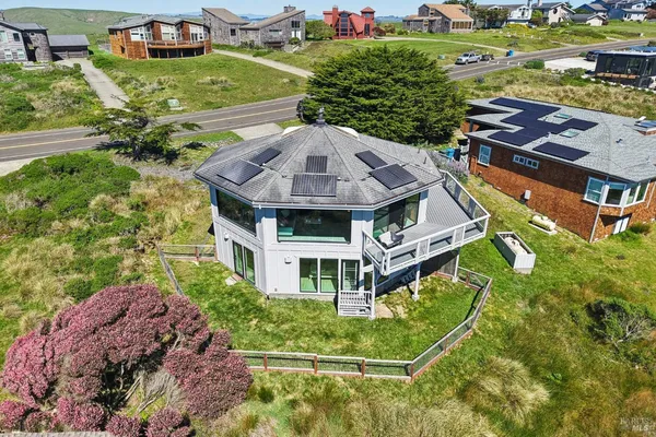$1,799,000 | 557 Oceana Drive, Dillon Beach, CA 94929