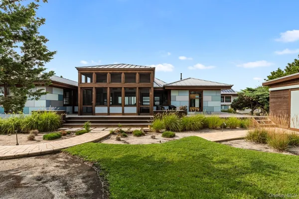 $16,000 | 19 Bay Walk, Ocean Beach, NY 11770