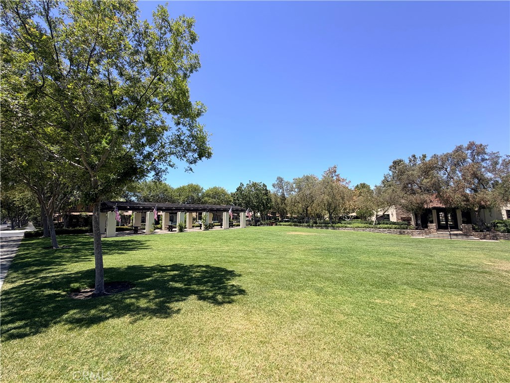 72 Shadowplay Irvine, CA 92620 - Photo 34 of 36