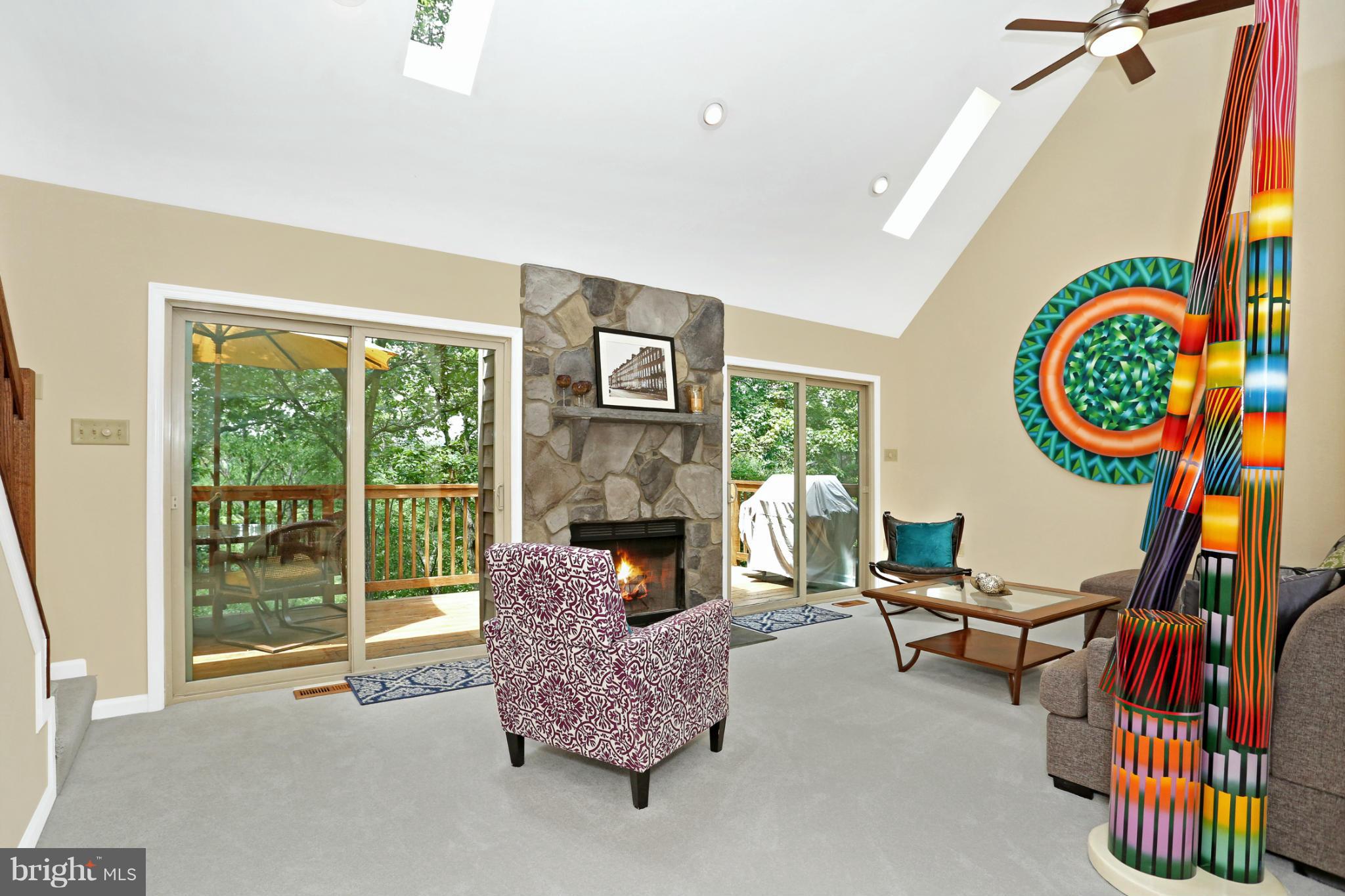 6618 West Lakeridge Road New Market, MD 21774 - Photo 3 of 26 Skylights