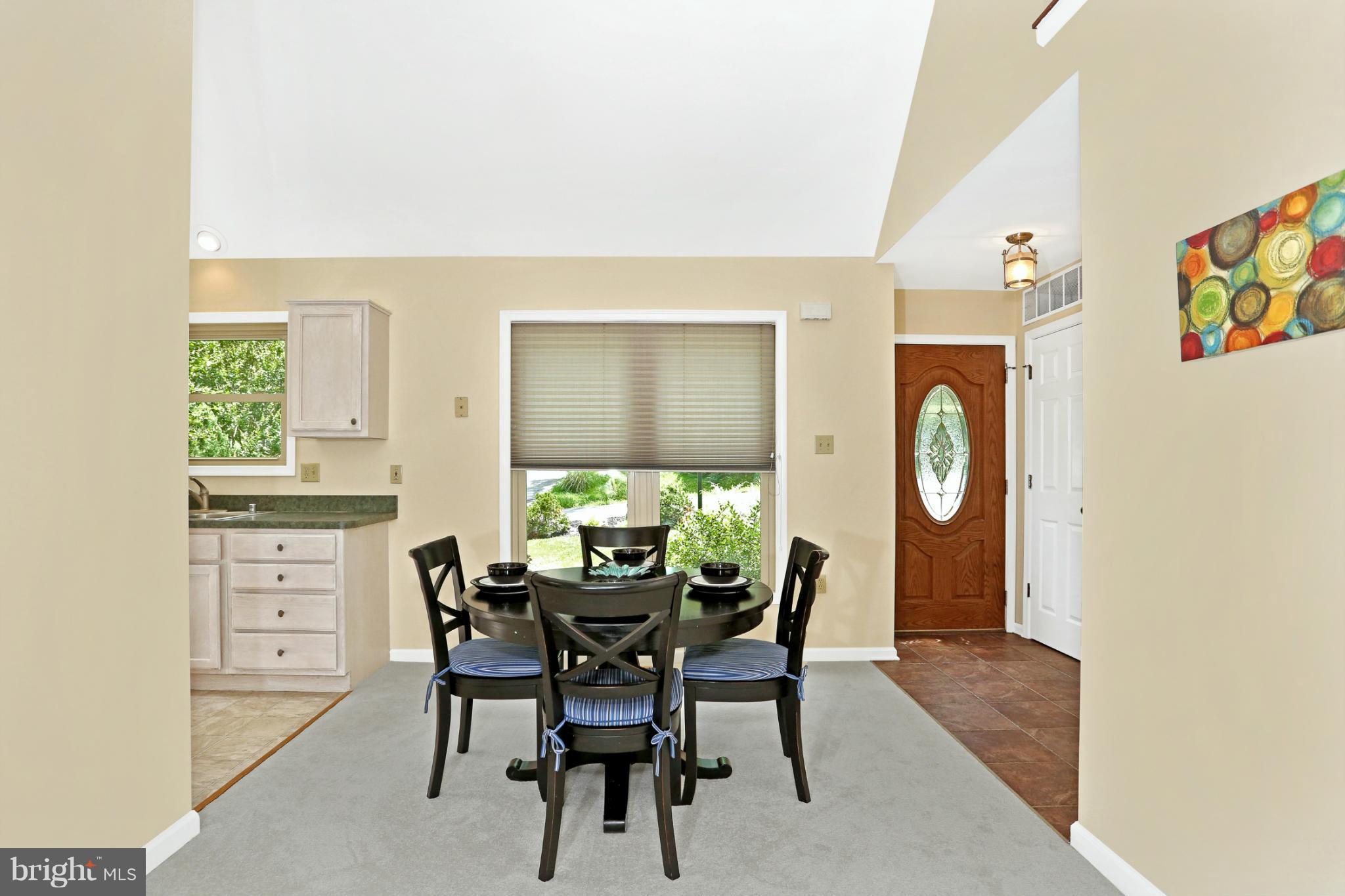 6618 West Lakeridge Road New Market, MD 21774 - Photo 6 of 26 Open Dining Room!
