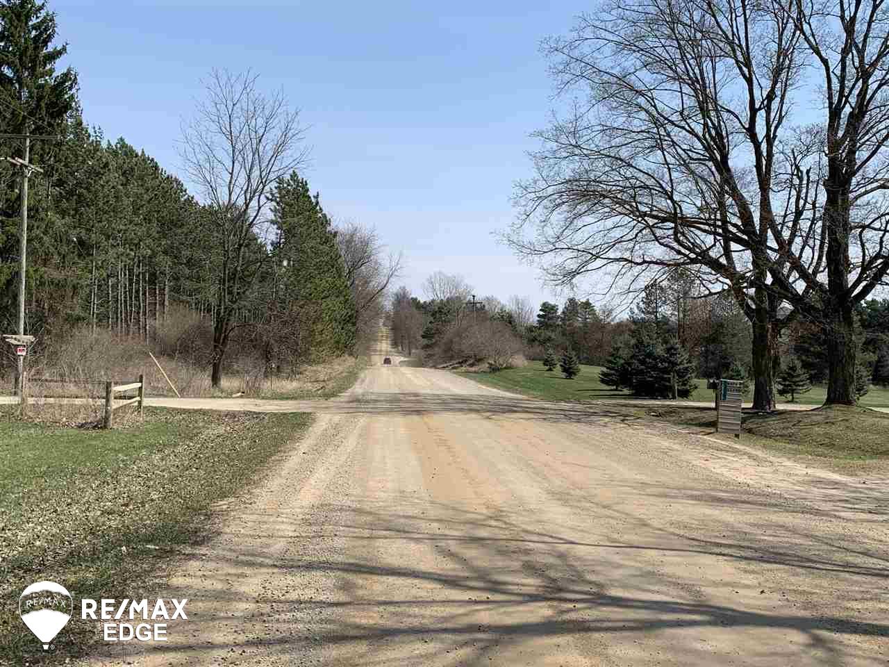 10270 Willard Road Millington, MI 48746 - Photo 43 of 44 50038037-42.JPG