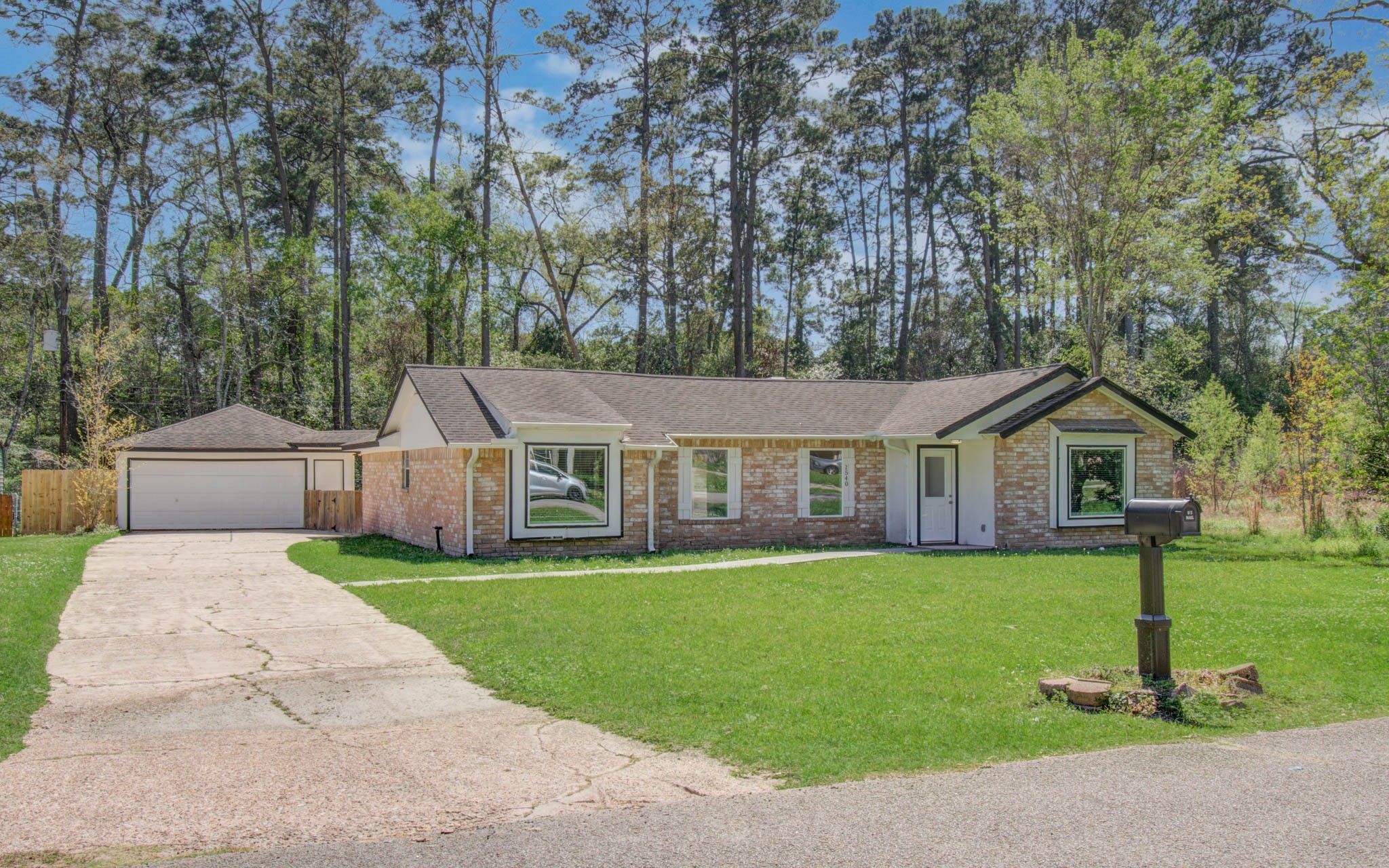 2540 River Ridge Conroe, TX 77385 - Photo 2 of 27