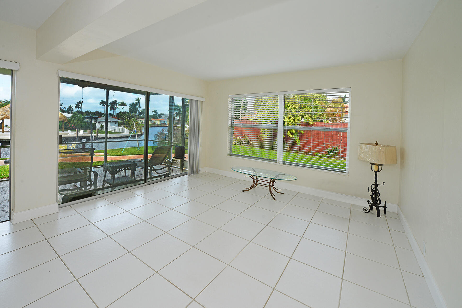 1001 Southeast 5th Avenue Pompano Beach, FL 33060 - Photo 9 of 21 INTERIOR