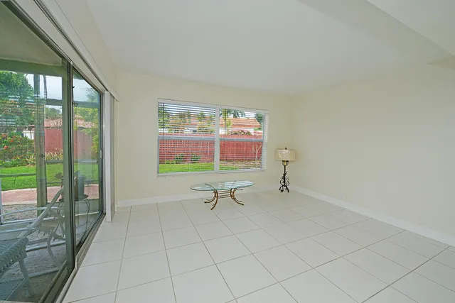 $4,624 | 1001 Southeast 5th Avenue, Pompano Beach, FL 33060