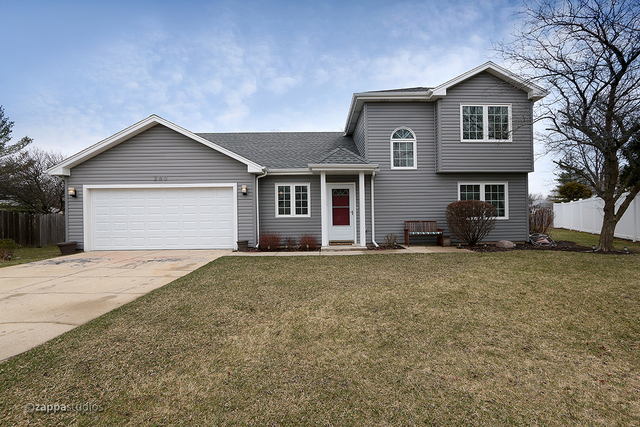 280 Royce Lane Roselle, IL 60172 - Photo 1 of 22