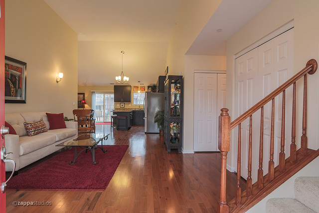 280 Royce Lane Roselle, IL 60172 - Photo 15 of 22