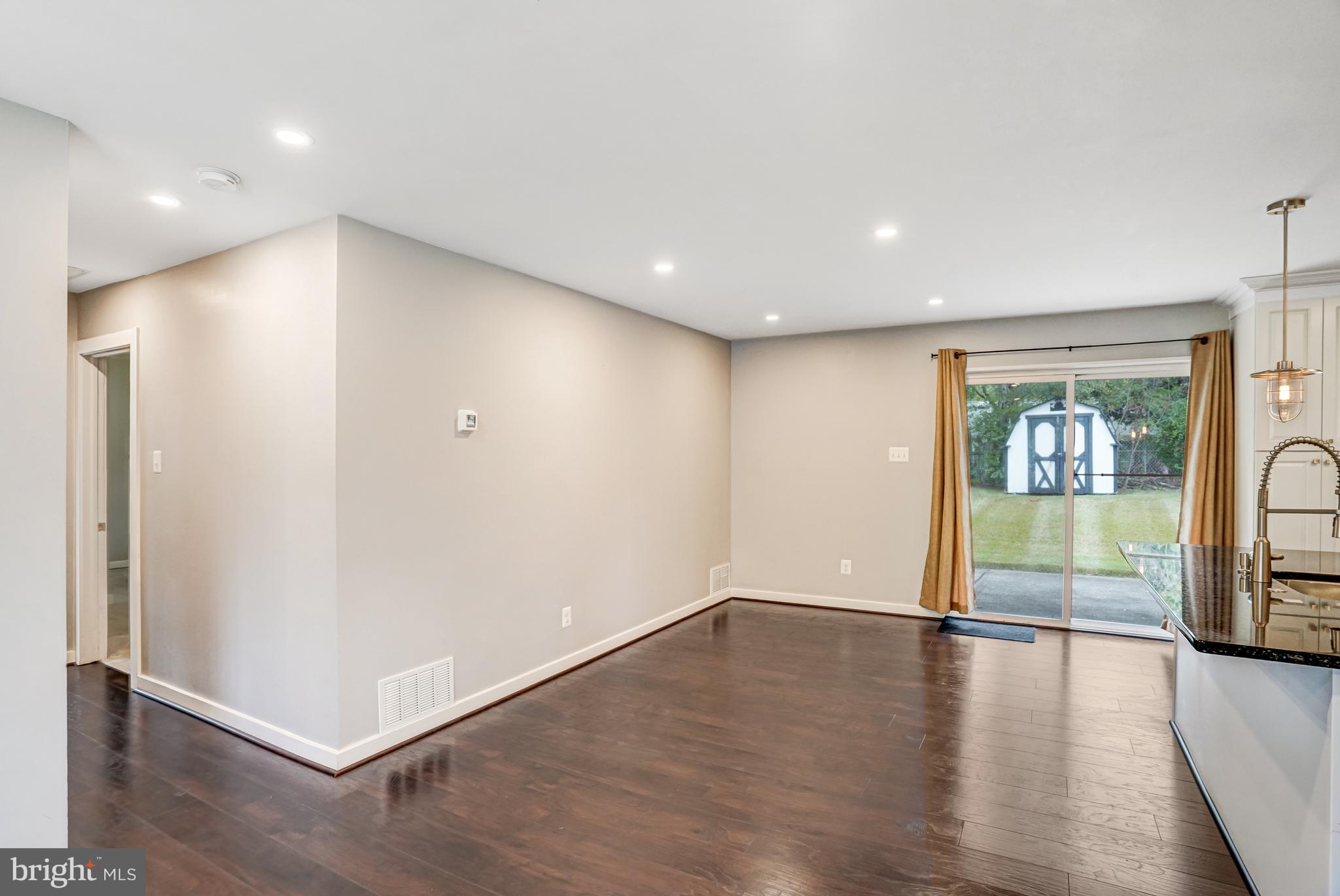 14712 Braddock Road Centreville, VA 20120 - Photo 12 of 34