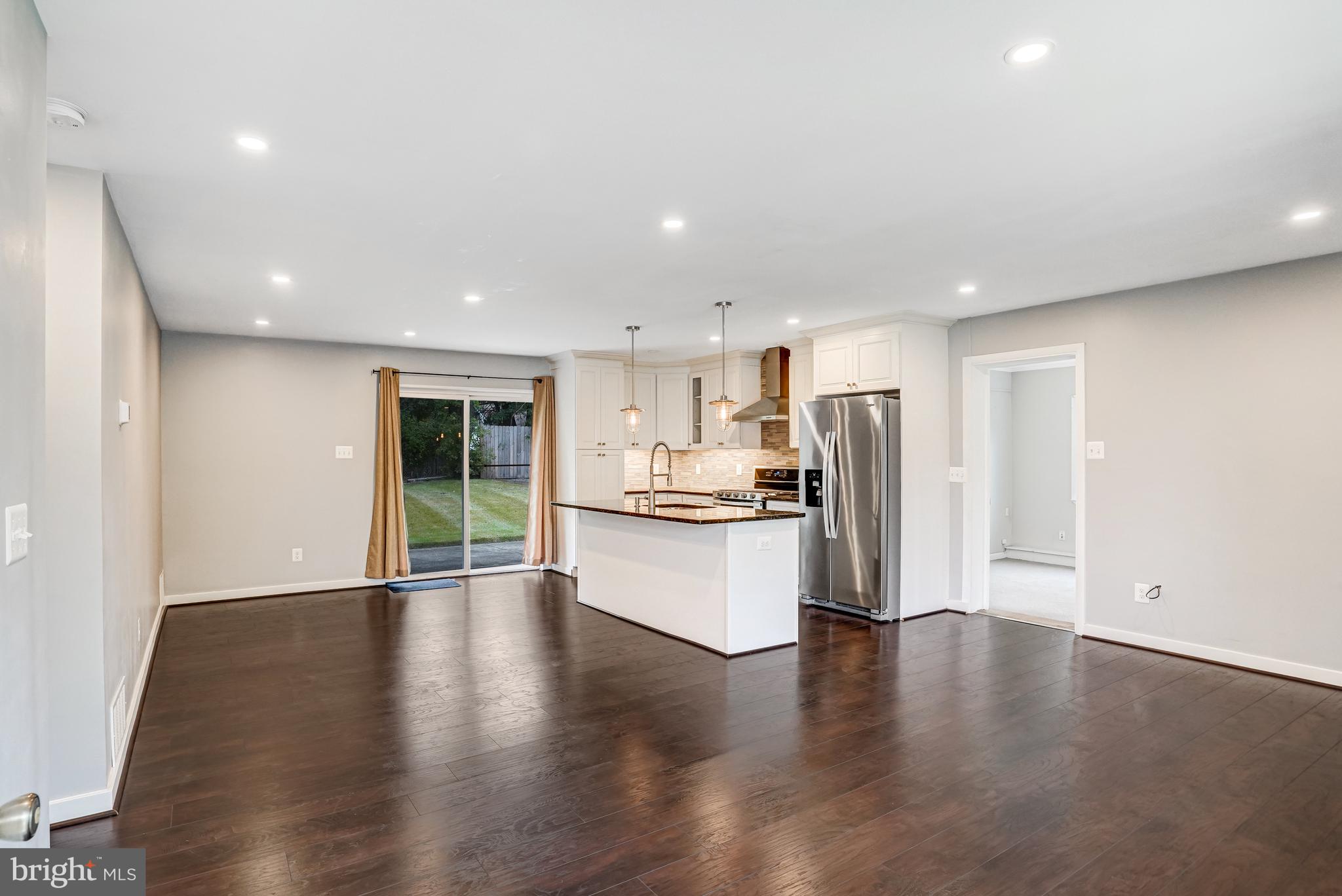 14712 Braddock Road Centreville, VA 20120 - Photo 6 of 34