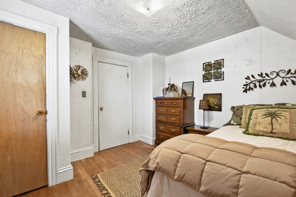 45 A Staples Avenue Everett, MA 02149 - Photo 24 of 34