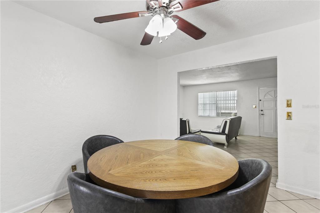 1071 Blake Street Altamonte Springs, FL 32701 - Photo 9 of 31 Dining Room